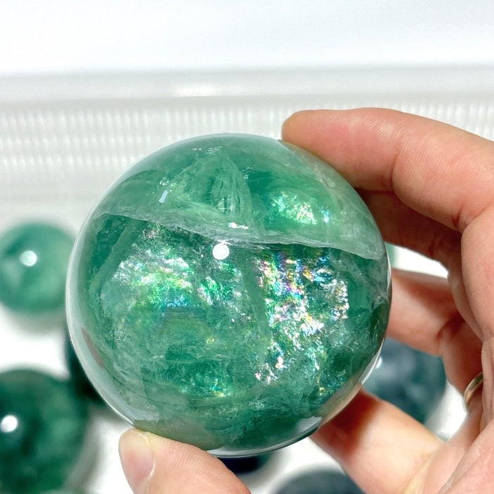 16 Pieces Green Fluorite Spheres With Rainbow