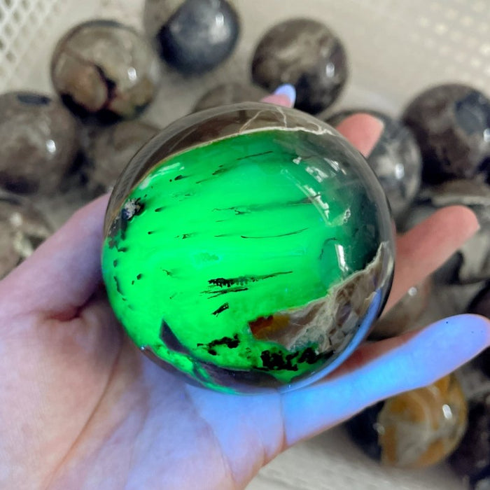 18 Pieces Volcano Agate Sphere(UV-Reactive)