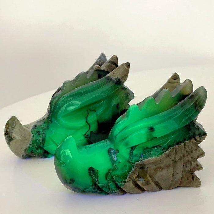 6 Pieces Volcanic Agate Dragon Head Carving(UV-Reactive)