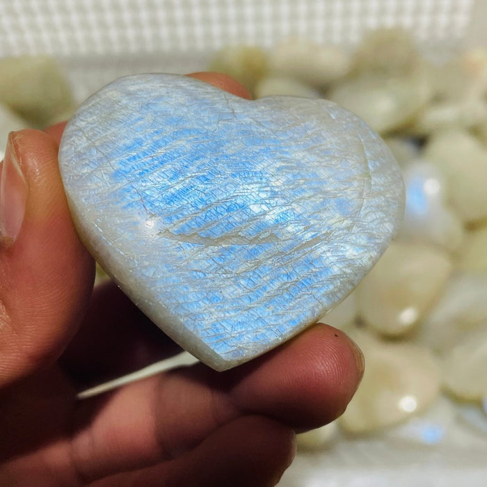 66 Pieces High Quality Moonstone Heart