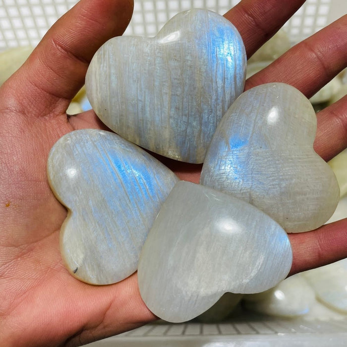 66 Pieces High Quality Moonstone Heart