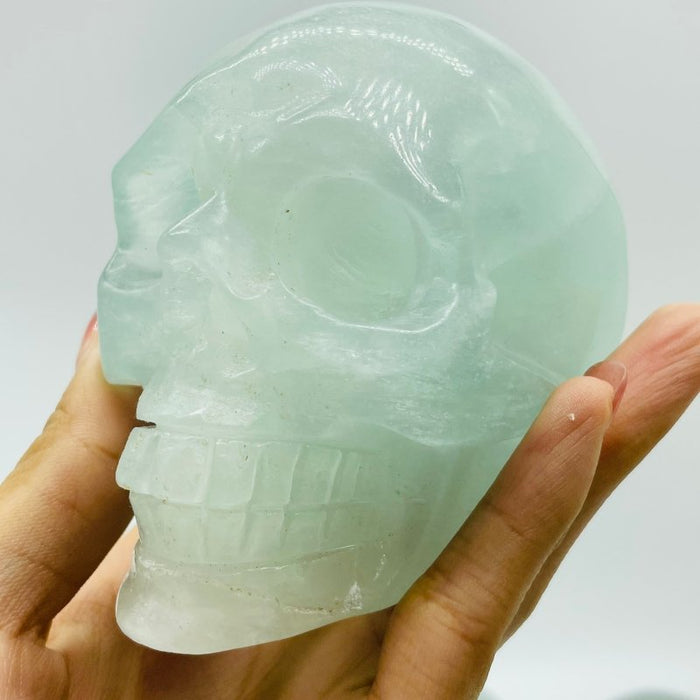 7 Pieces Light Color Fluorite Halloween Skull Carving