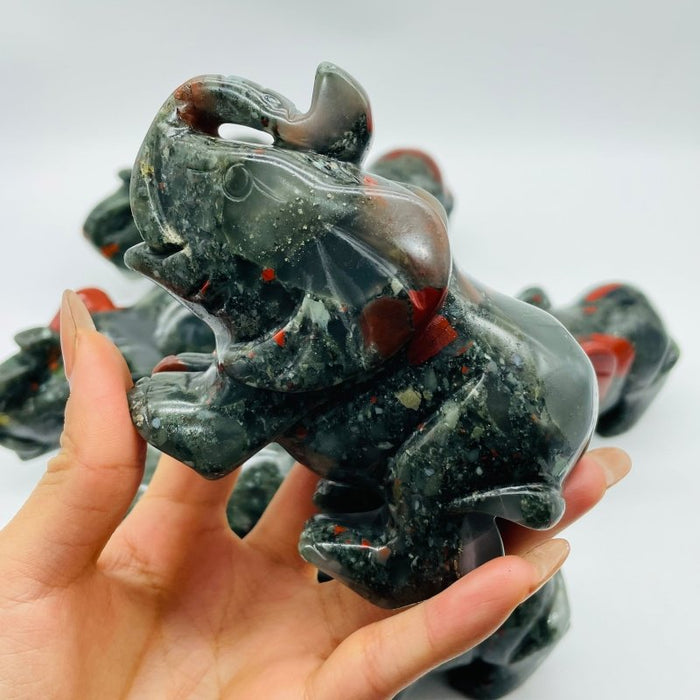 8 Pieces Africa Blood Stone Elephant Animal Carving