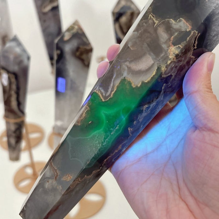 8 Pieces Fluorescent Volcanic Agate Scepter Wand with Stand (UV-Reactive)