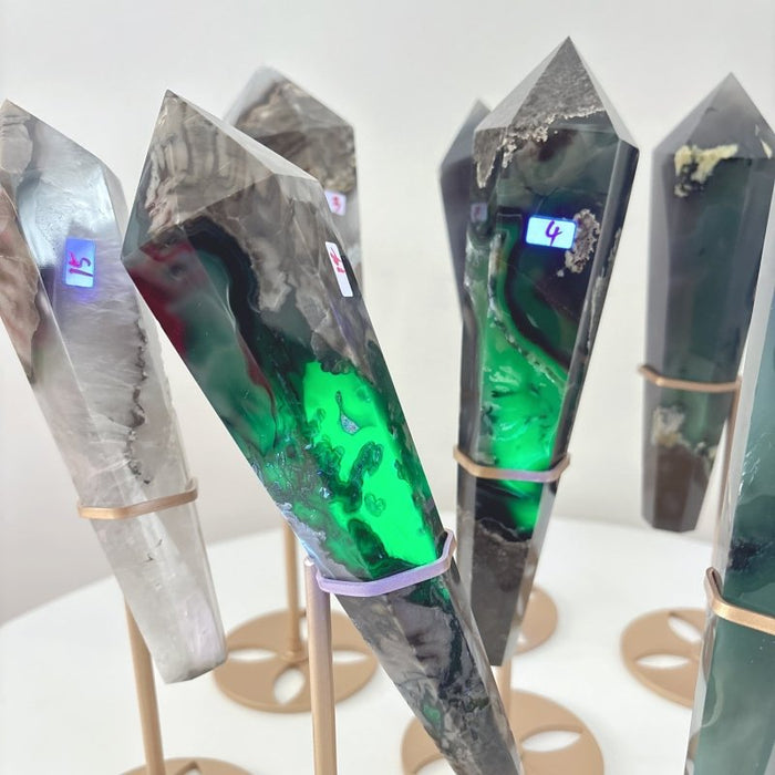 8 Pieces Volcano Agate Scepter Wand With Stand (UV Reactive)
