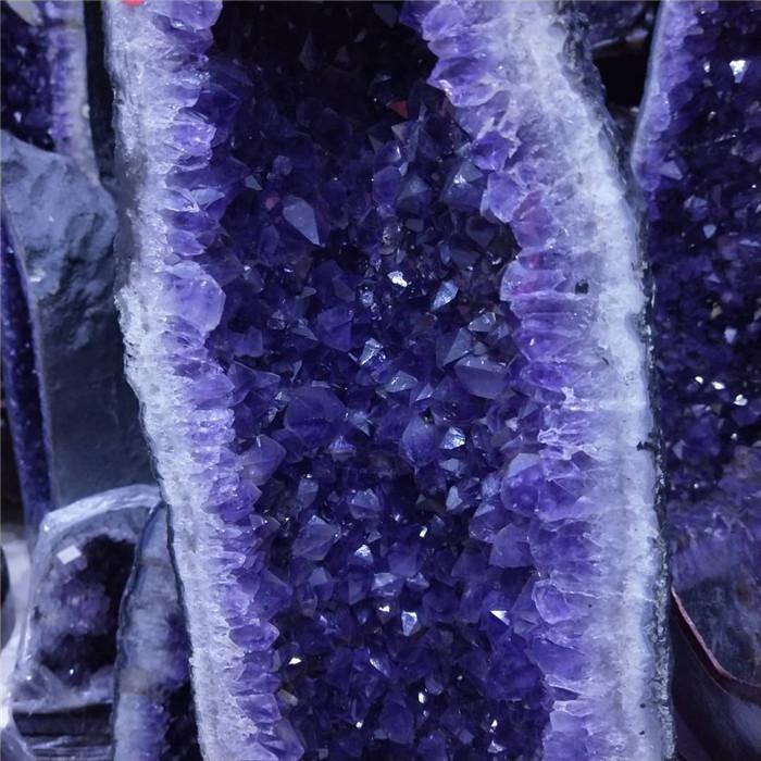 Amethyst Crystal Quartz Crystal Geode Wholesale