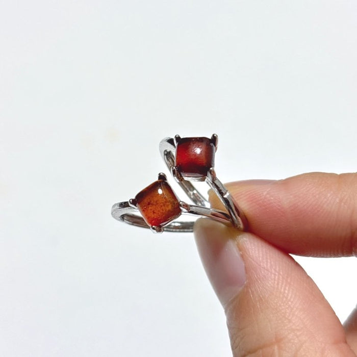 Beautiful Garnet Rhombus Ring Wholesale