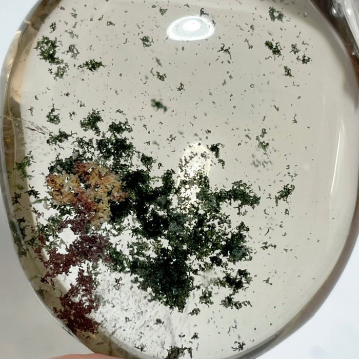 Garden Quartz Gourd With Dragon Crystal Carving