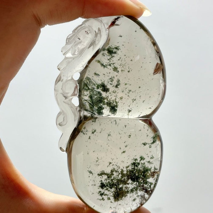 Garden Quartz Gourd With Dragon Crystal Carving