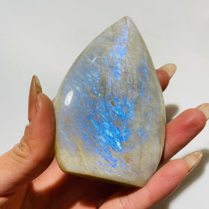 Beautiful Moonstone Arrow Head Shaped Crystal Wholesale