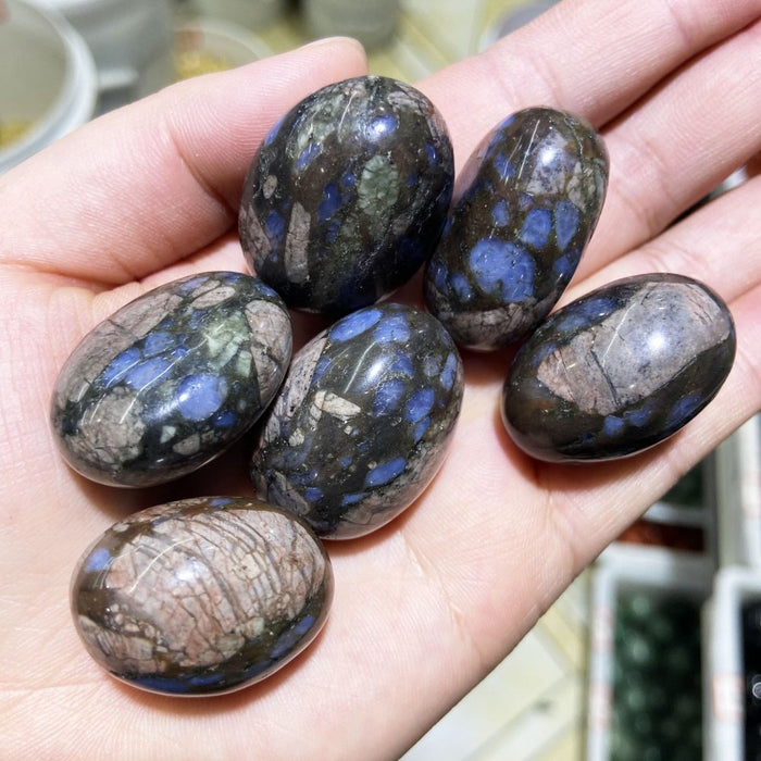 Que Sera Tumbled Wholesale