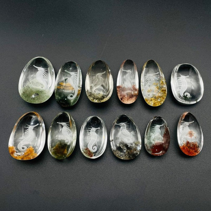 12 Pieces Beautiful Seahorse Garden Quartz Inner Scene Carving