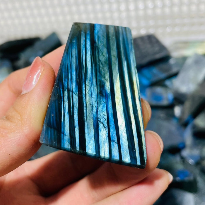217 Pieces Beautiful Labradorite High Quality Small Free Form