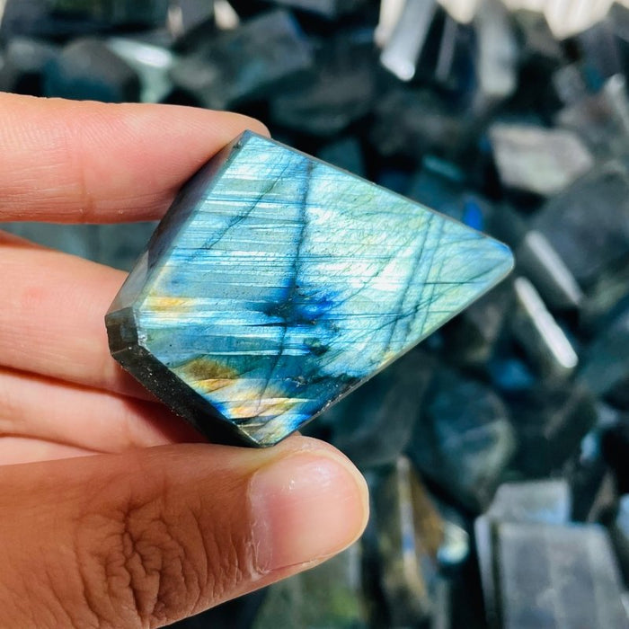 217 Pieces Beautiful Labradorite High Quality Small Free Form
