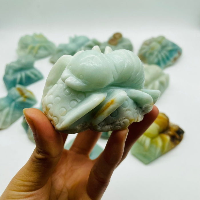 13 Pieces Caribbean Calcite Spider Carving