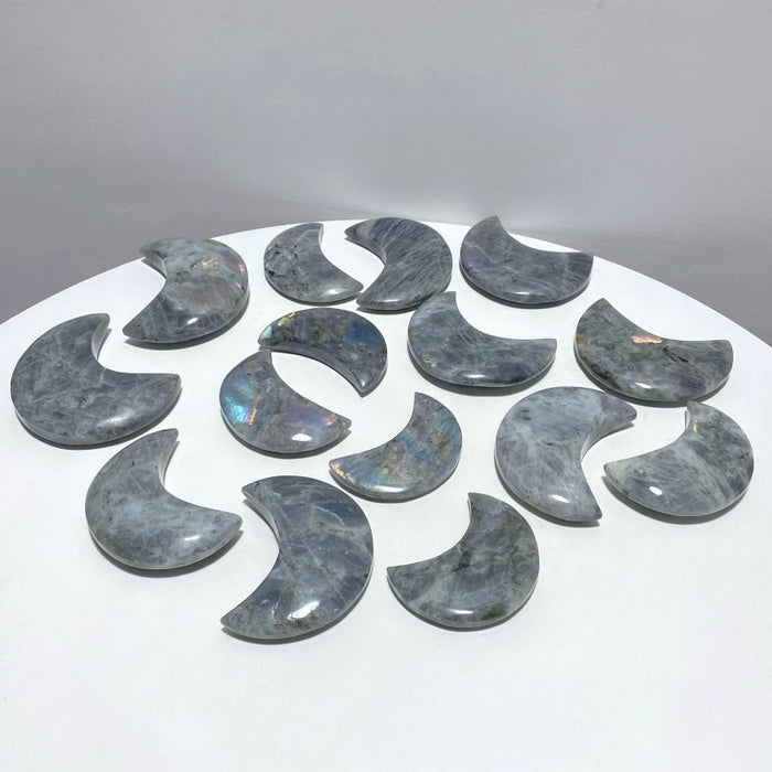 15 Pieces Beautiful Labradorite Moon Carving