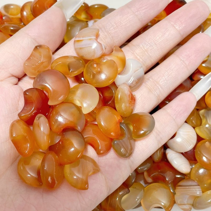1.5cm Carnelian Mini Moon Diy Crystals Wholesale