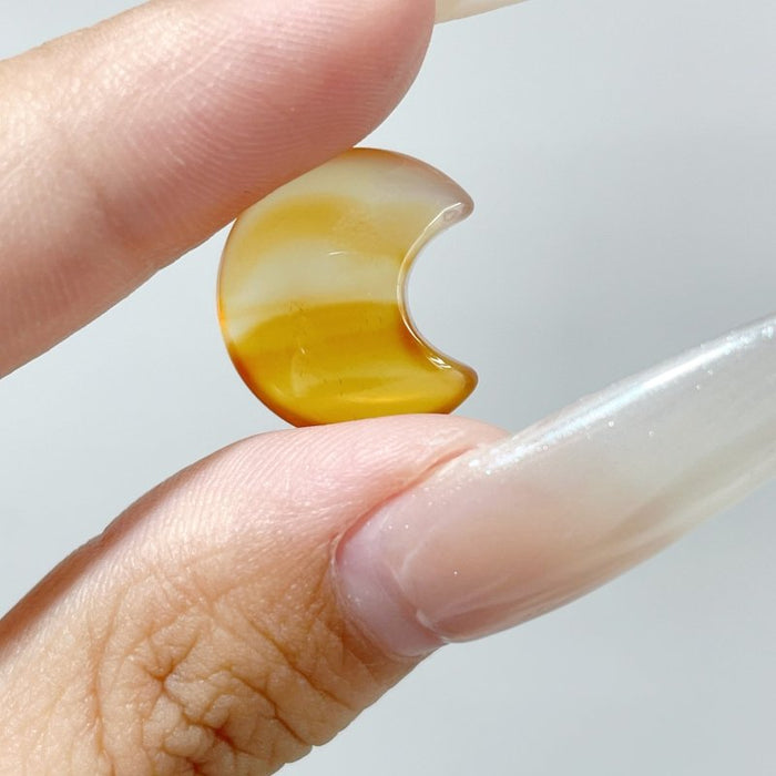 1.5cm Carnelian Mini Moon Diy Crystals Wholesale
