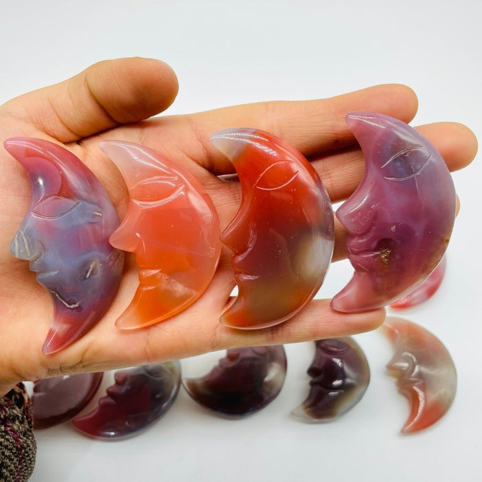 16 Pieces Beautiful Red Agate Moon Face