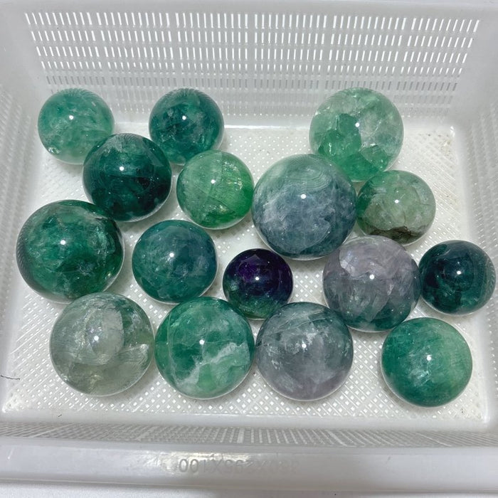 16 Pieces Green Fluorite Spheres With Rainbow