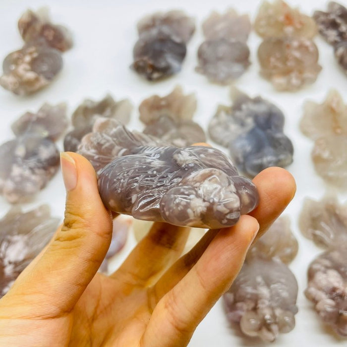 16 Pieces Sakura Flower Agate Beautiful Goldfish Carving