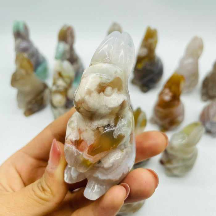 17 Pieces High Quality Sakura Flower Agate Rabbit Carving
