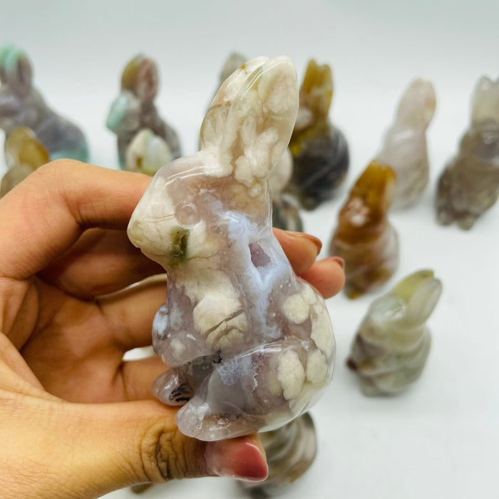 17 Pieces High Quality Sakura Flower Agate Rabbit Carving