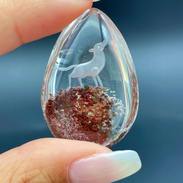 2 Pieces Beautiful Deer Garden Quartz Inner Scene Carving