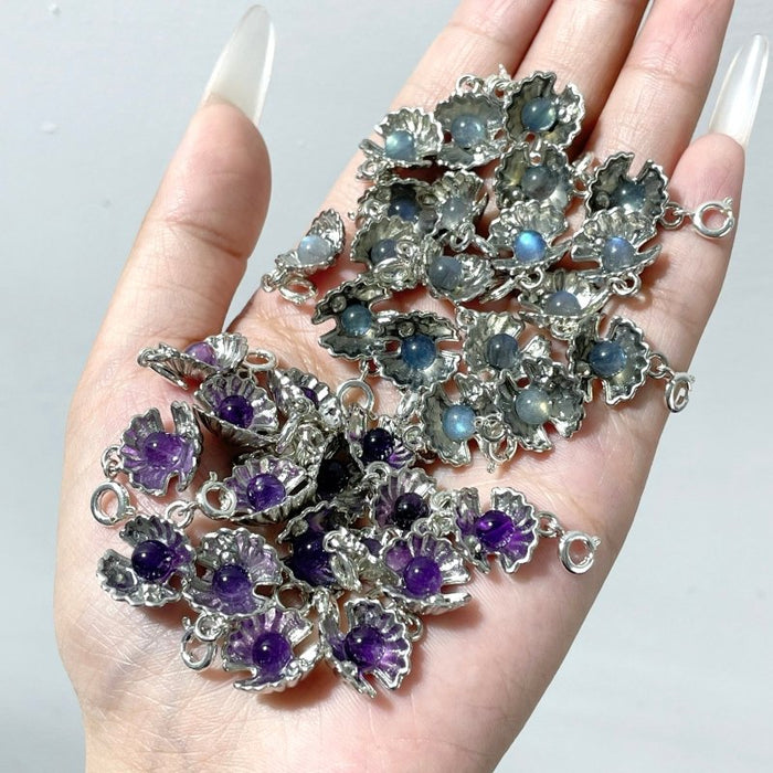 2 Types Shell Pendant Crystal Wholesale Labradorite Amethyst