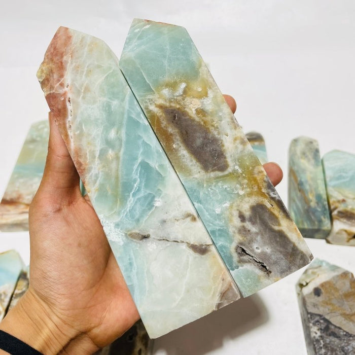 18 Pieces Large Caribbean Calcite Four-Sided Points