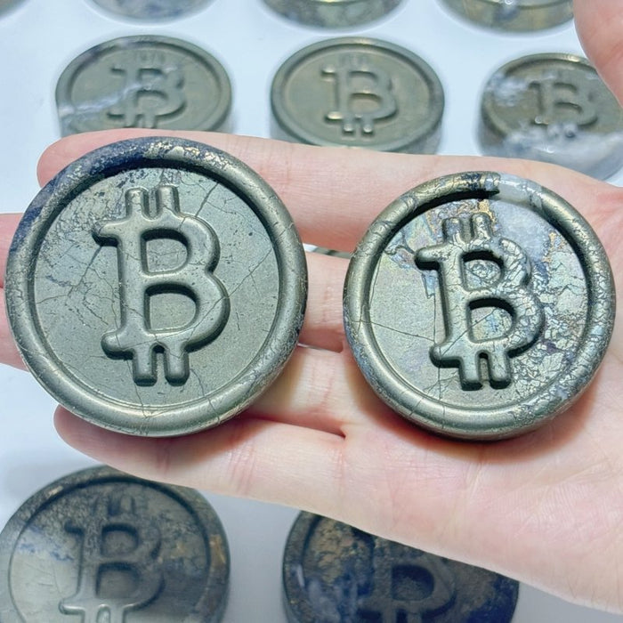 25 Pieces Pyrite Bitcoin Carving