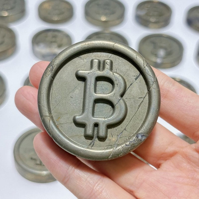 25 Pieces Pyrite Bitcoin Carving