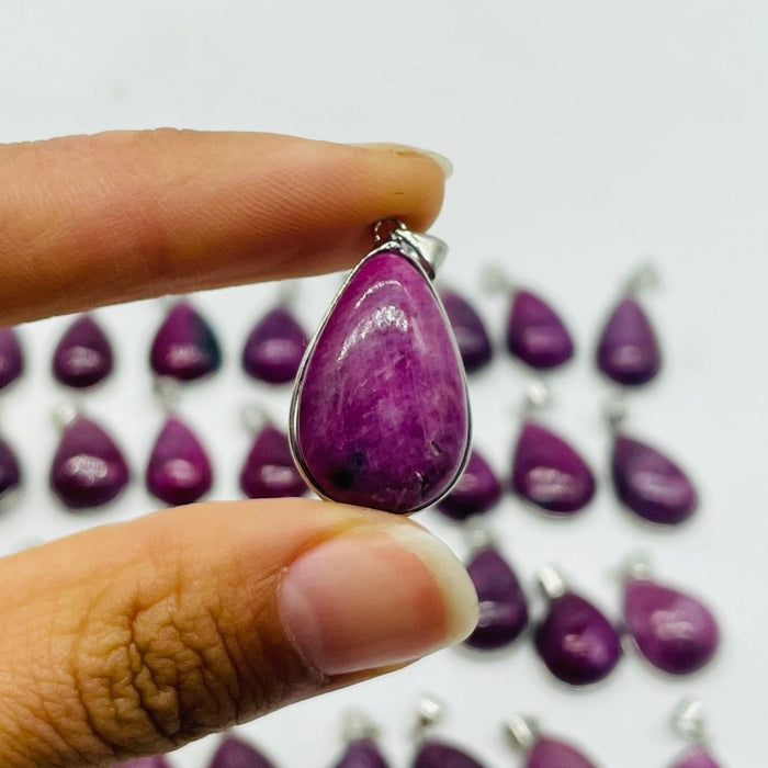 32 Pieces High Quality Ruby Zoisite Pendant Charm