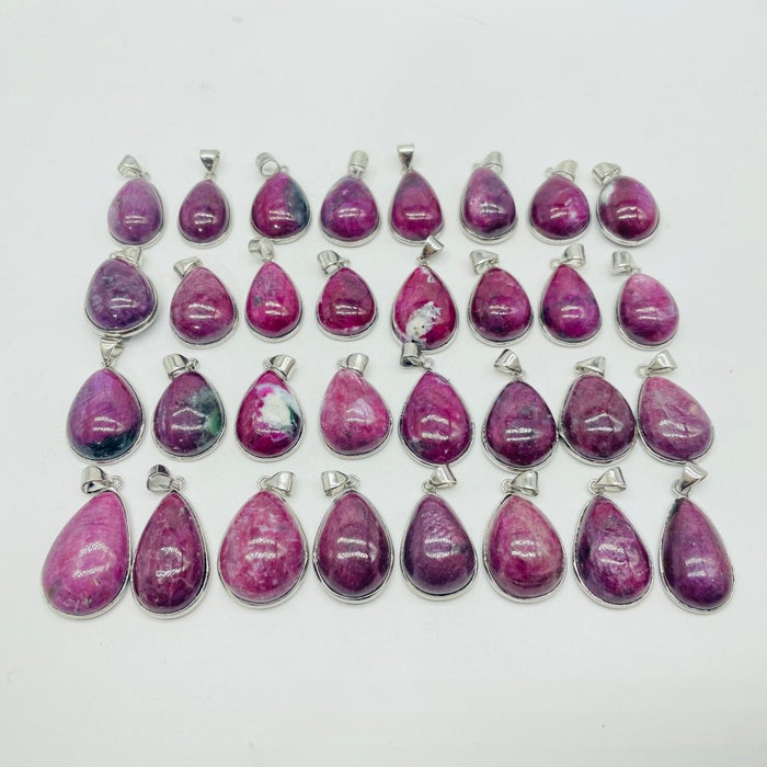 32 Pieces High Quality Ruby Zoisite Pendant Charm