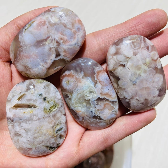 38Pieces High Quality Sakura Flower Agate Palm Stone