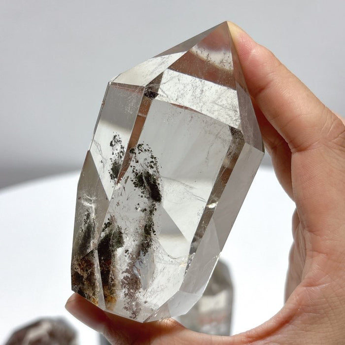 4 Pieces Garden Quartz Tower