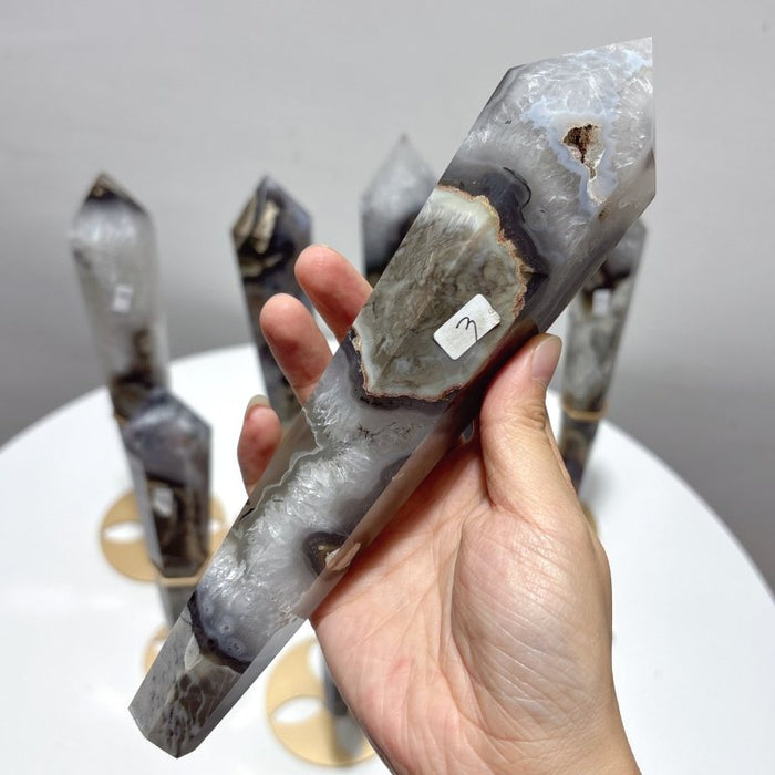 8 Pieces Fluorescent Volcanic Agate Scepter Wand with Stand (UV-Reactive)