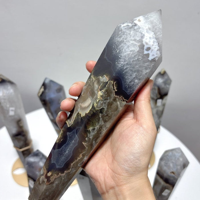 8 Pieces Fluorescent Volcanic Agate Scepter Wand with Stand (UV-Reactive)