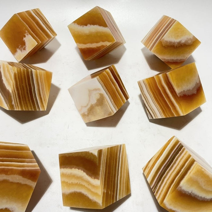 9 Pieces Stripe Yellow Calcite Stand Cube