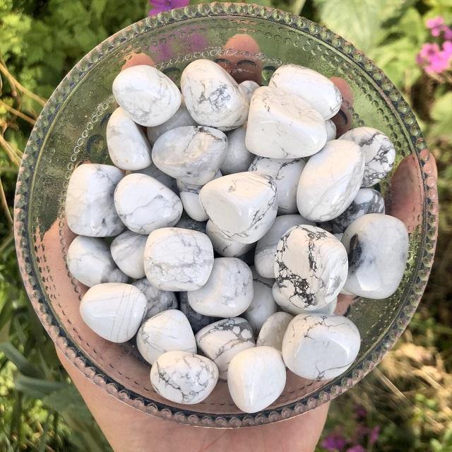 Howlite Tumbled 1-2in(2.5-5cm) Wholesale
