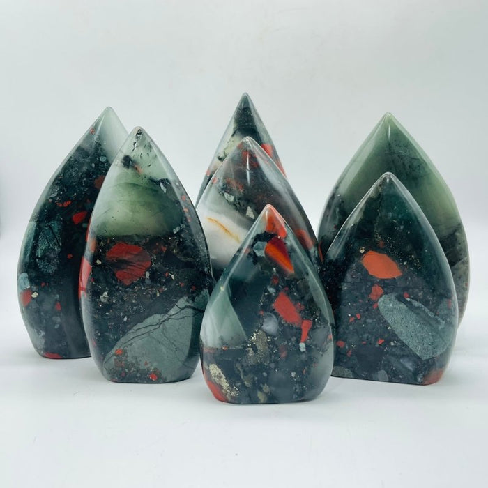 Africa Blood Stone Arrow Head Shape Wholesale