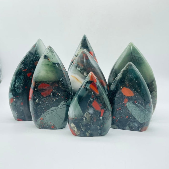 Africa Blood Stone Arrow Head Shape Wholesale