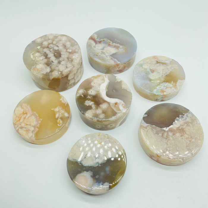 Sakura Flower Agate Small Round Plate Wholesale