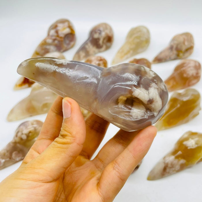 16 Pieces High Quality Sakura Agate Crow Skull Carving