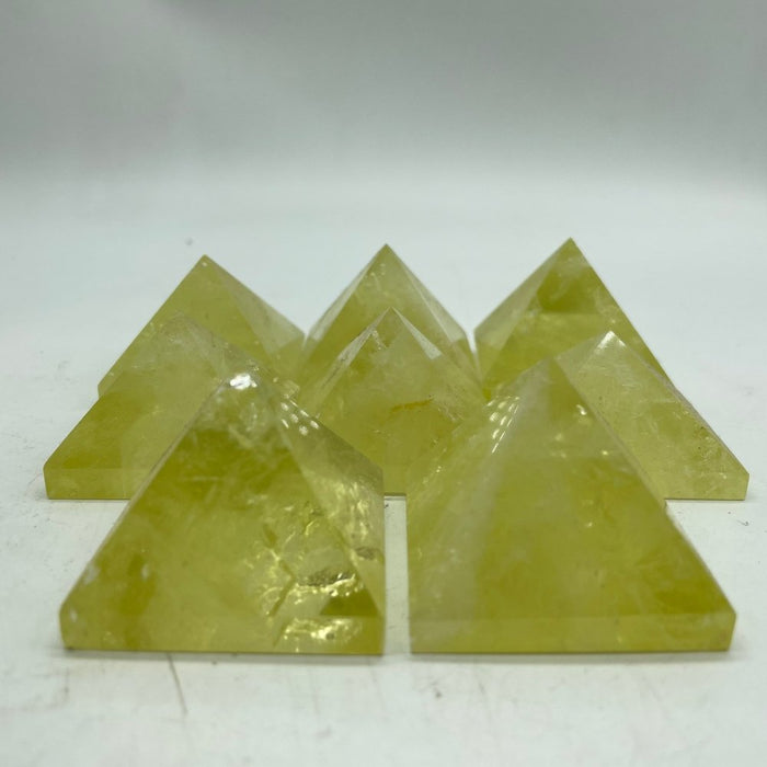 Heat Treatment Citrine Crystal Pyramid Wholesale