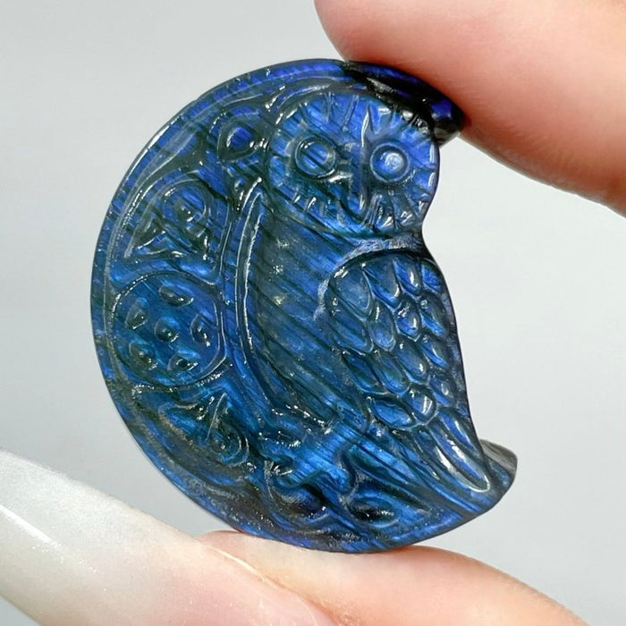High Quality Labradorite Moon Owl Carving Wholesale