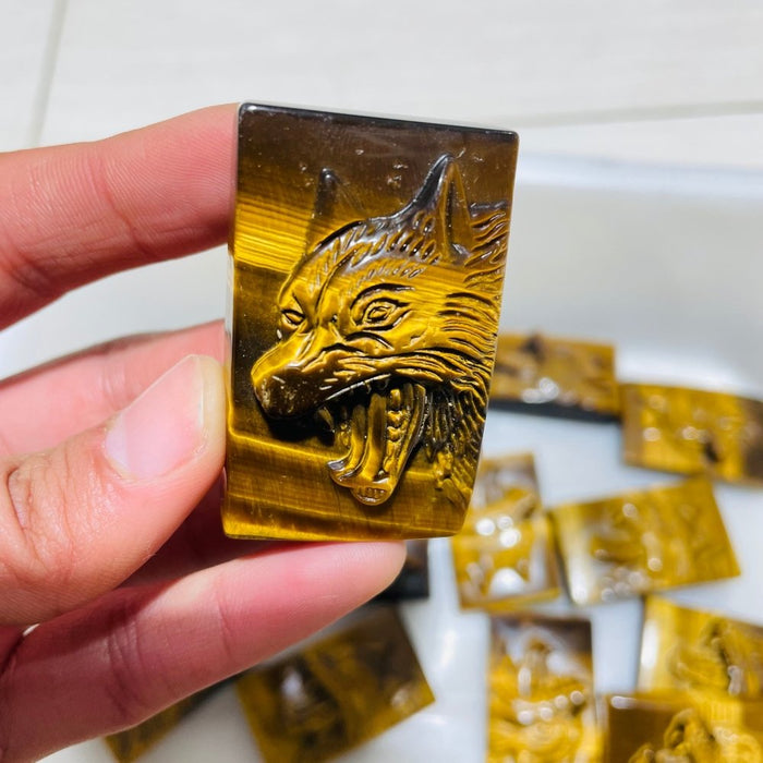 High Quality Tiger Eye Wolf Head Carving Wholesale