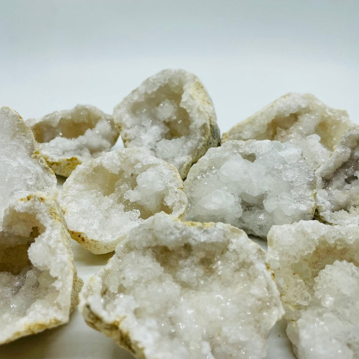 Natural Quartz Geode Rough Stone Wholesale