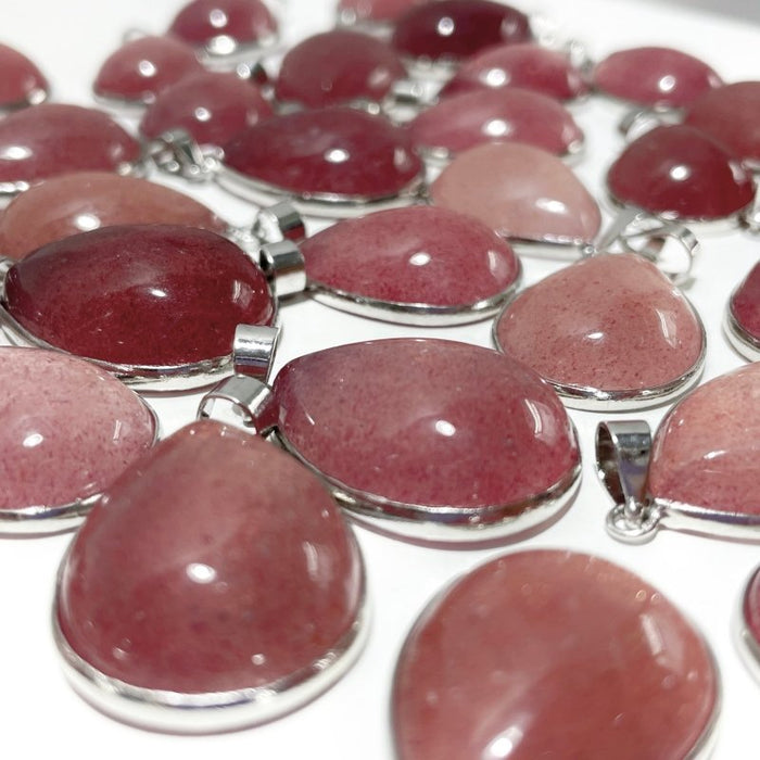 Strawberry Quartz Teardrop Shape Pendant Wholesale