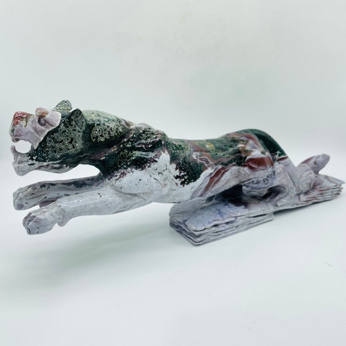 Unique Vein Ocean Jasper Galloping Leopard Panther Carving